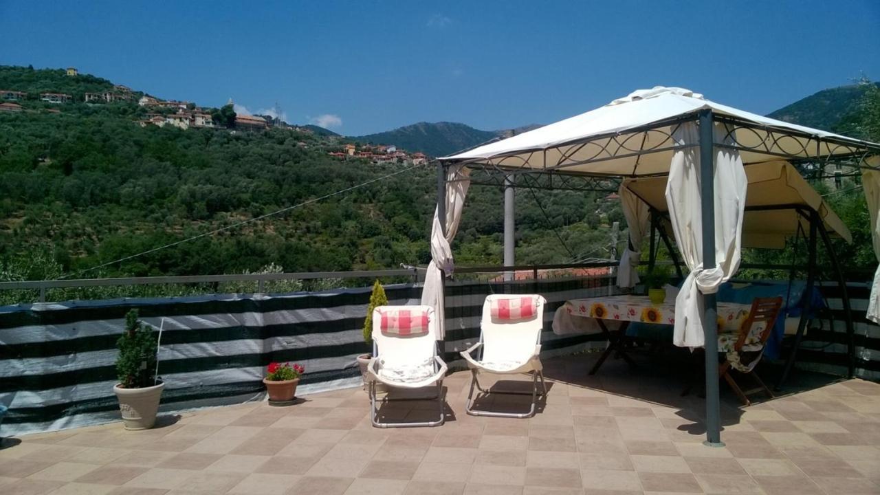 Отель Bella Liguria Diano San Pietro Экстерьер фото